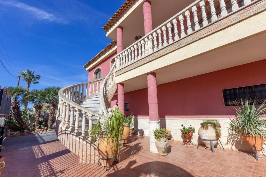 Sale - House - El Escorratel - Orihuela