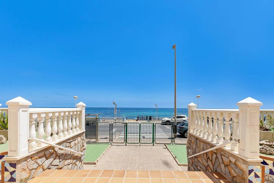 Sale - Apartment - Playa de los locos - Torrevieja