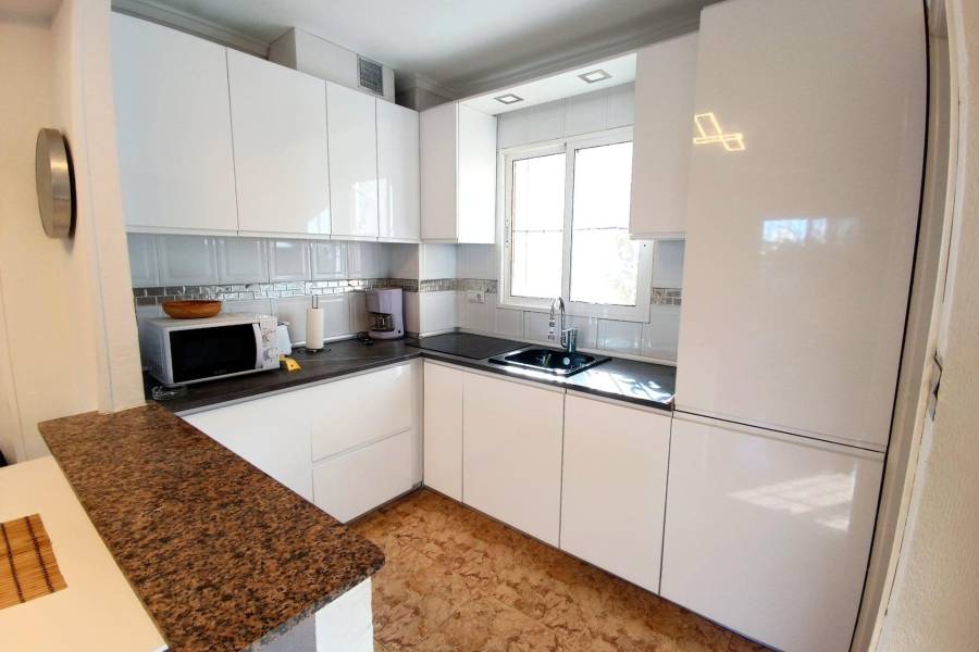 Venta - Apartamento - Nueva Torrevieja - Torrevieja