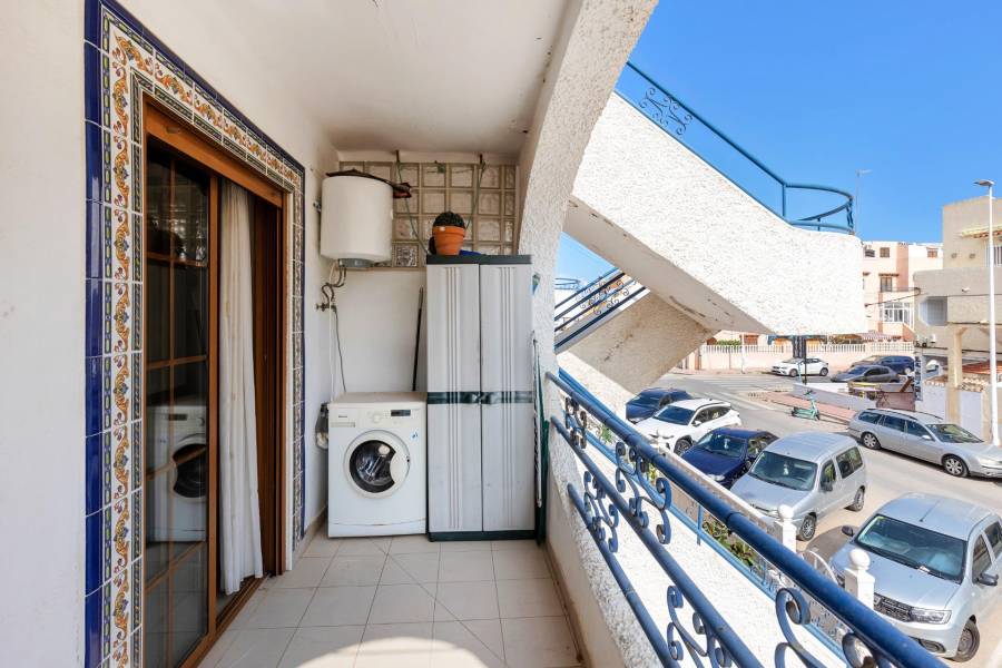 Venta - Apartamento - La Mata - Torrevieja