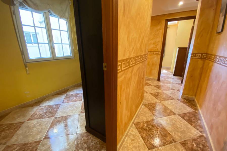 Sale - Apartment - Centro - Torrevieja