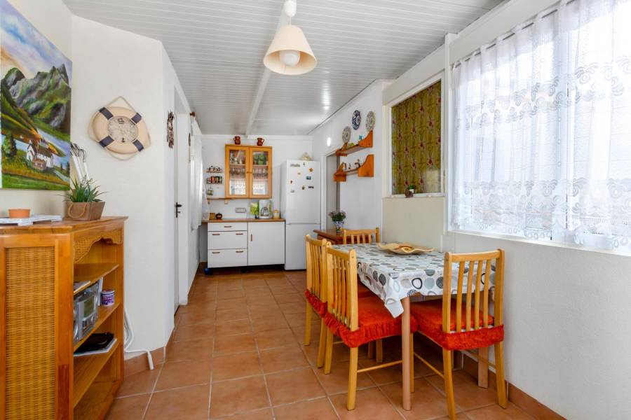 Venta - Bungalow Planta Alta - Aguas nuevas 2 - Torrevieja