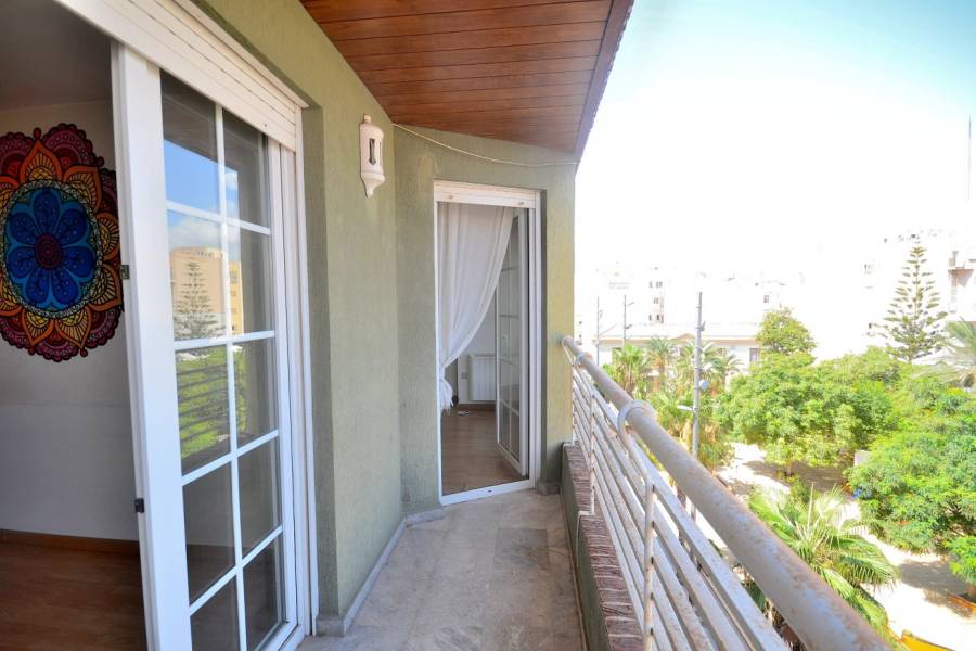 Sale - Apartment - Centro - Torrevieja