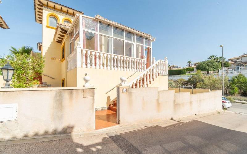 Chalet - Venta - La Zenia - Orihuela Costa