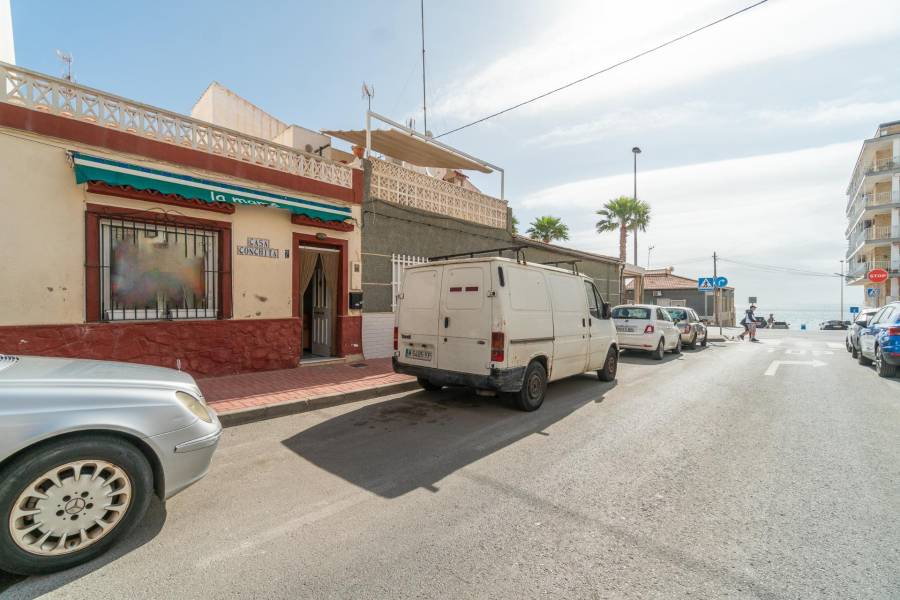 Vente - Rez-de-chaussée - Playa de los Naufragos - Torrevieja