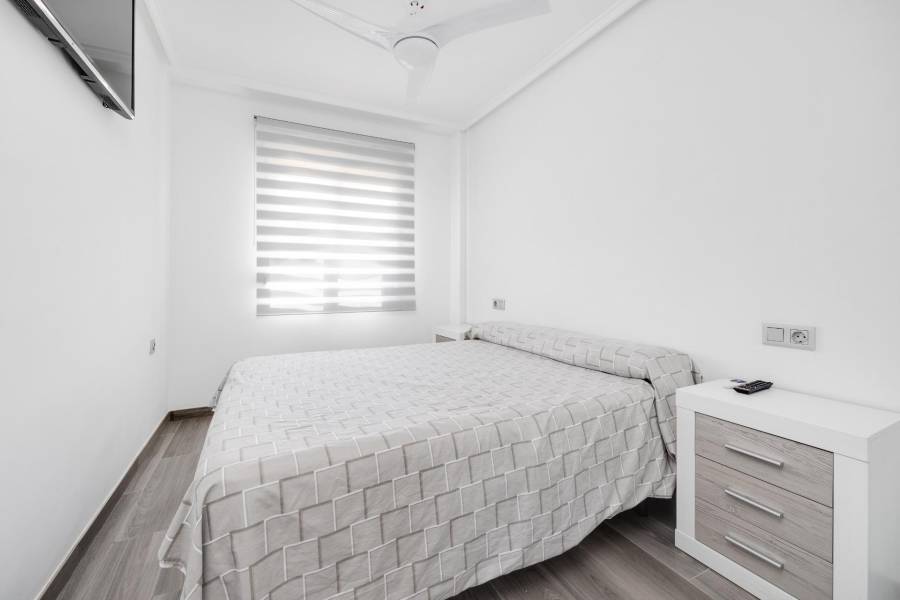 Venta - Bungalow Planta Alta - Centro - Torrevieja