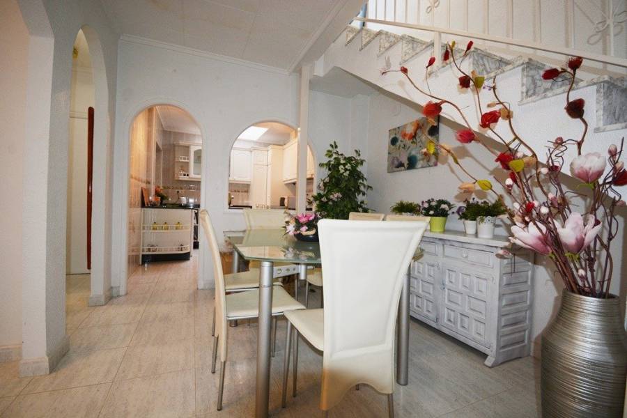 Venta - Bungalow - San luis - Torrevieja