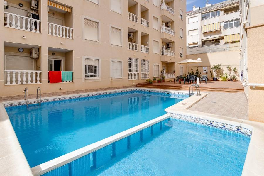 Sale - Apartment - Playa de los locos - Torrevieja