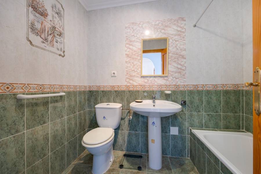 Vente - Bungalow Étage Haut - Aguas nuevas 2 - Torrevieja