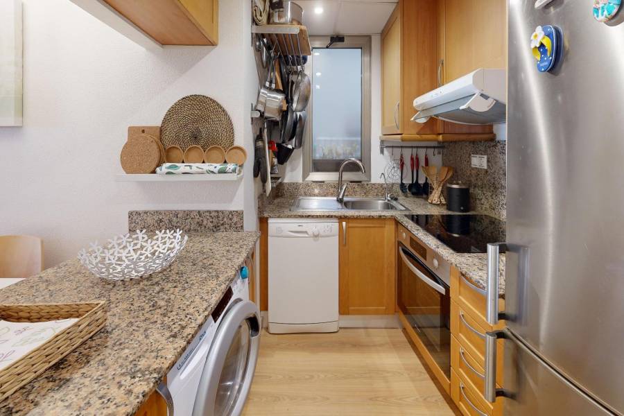 Sale - Apartment - Playa de los locos - Torrevieja