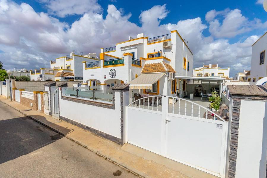 Sale - Terraced house - Torreta florida - Torrevieja