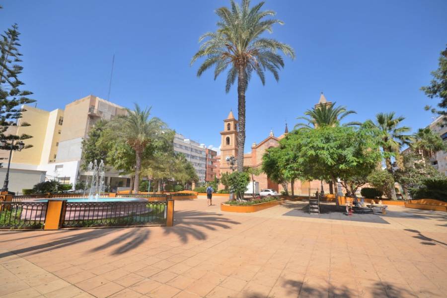 Sale - Apartment - Centro - Torrevieja