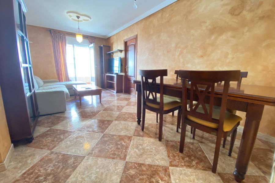 Sale - Apartment - Centro - Torrevieja