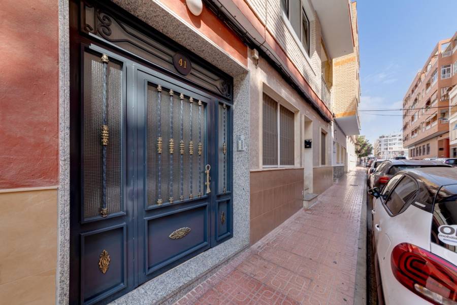 Sale - Apartment - Playa del cura - Torrevieja