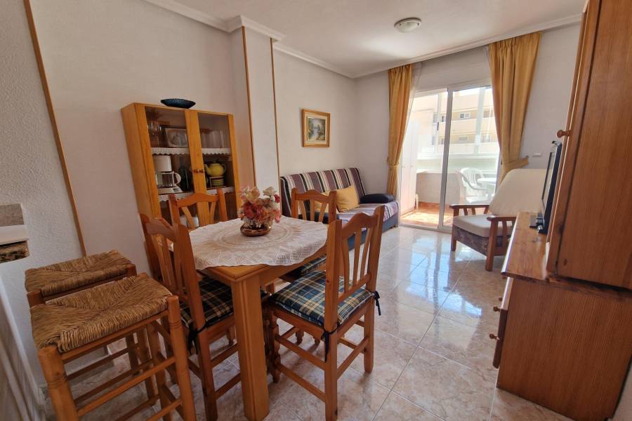 Venta - Apartamento - Calas blanca - Torrevieja