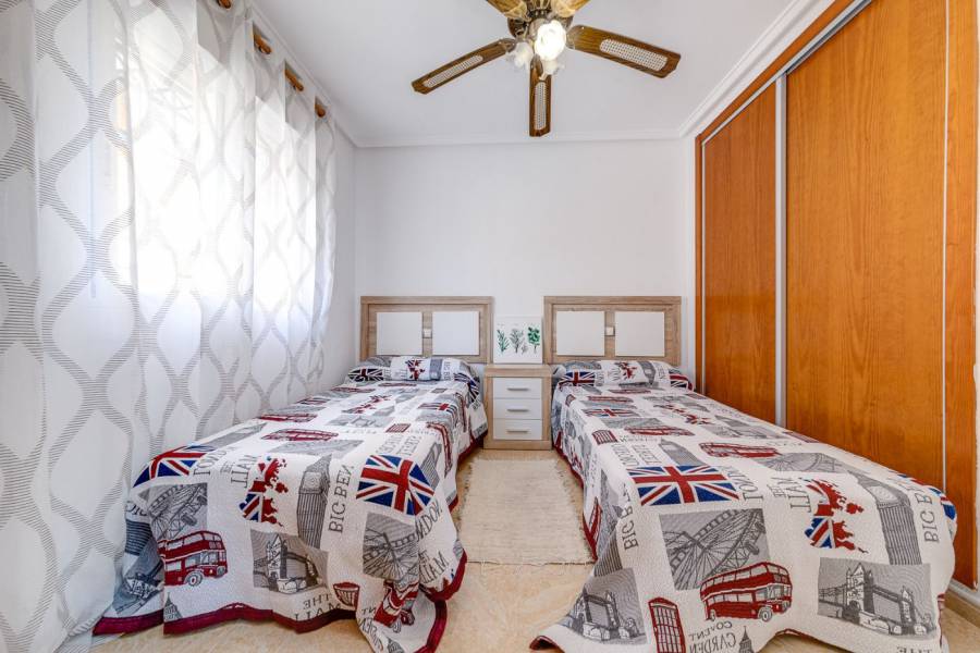 Sale - Duplex - Aguas nuevas 1 - Torrevieja
