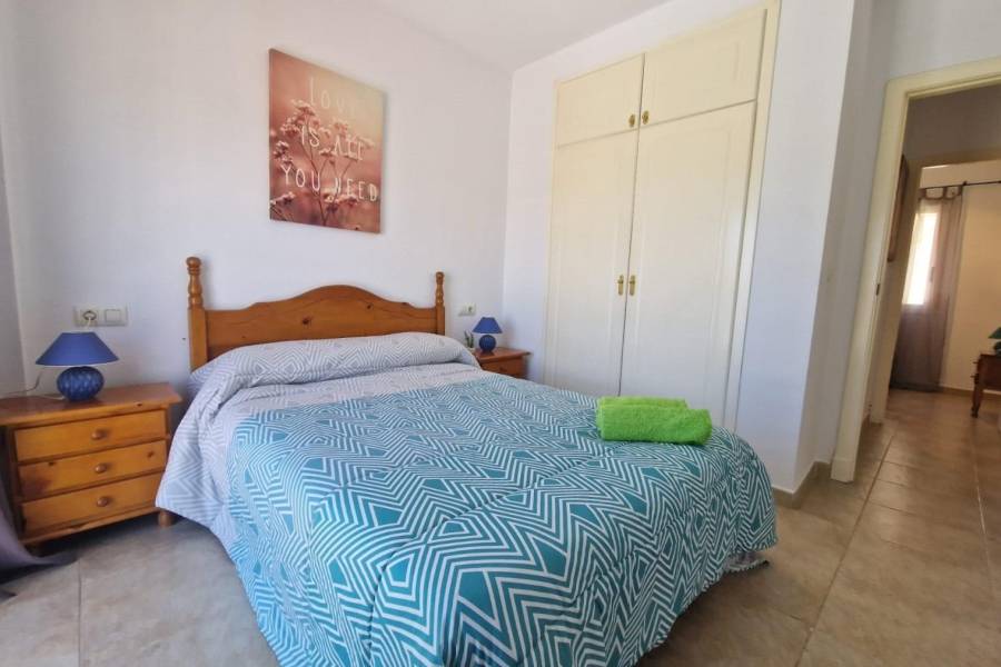 Venta - Bungalow Planta Alta - Aguas nuevas 1 - Torrevieja