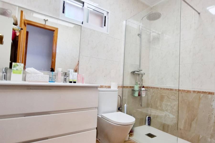 Sale - Villa - San luis - Torrevieja