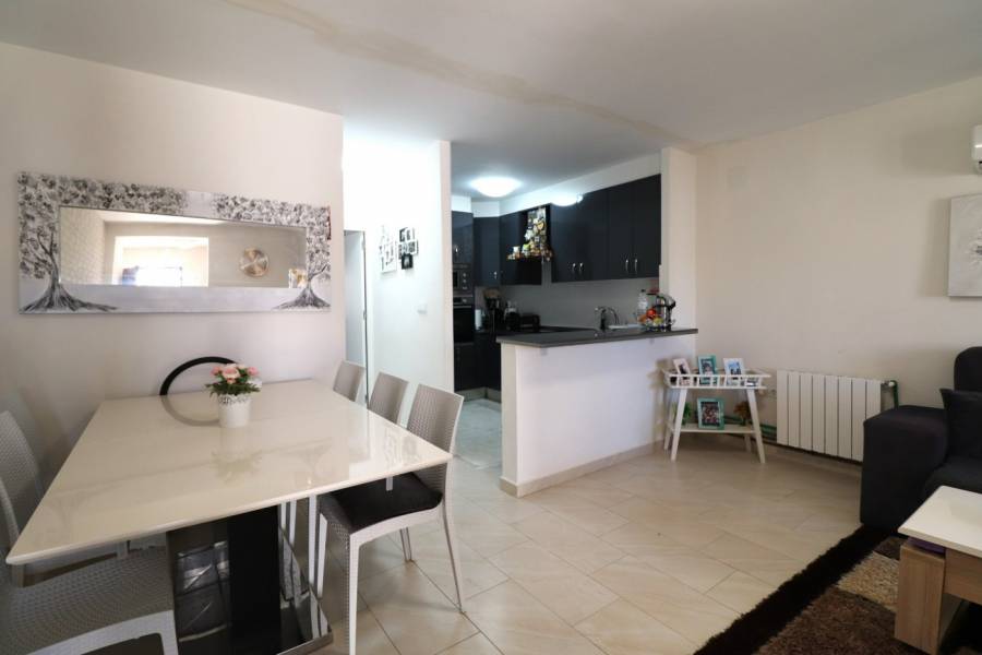 Venta - Adosado - Los Angeles - Torrevieja