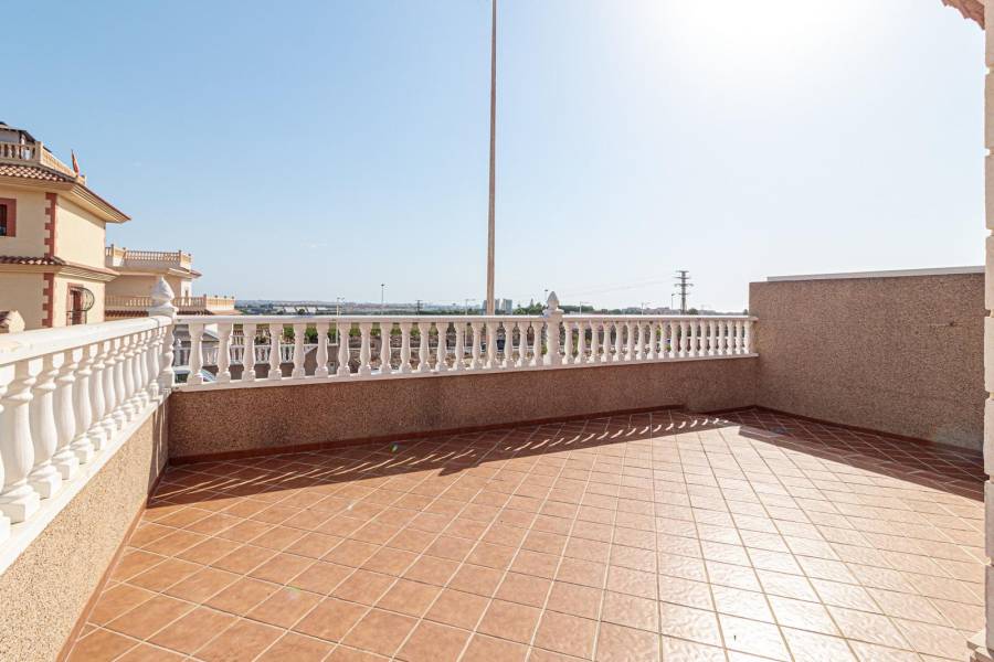 Sale - Unique property - Los altos - Torrevieja