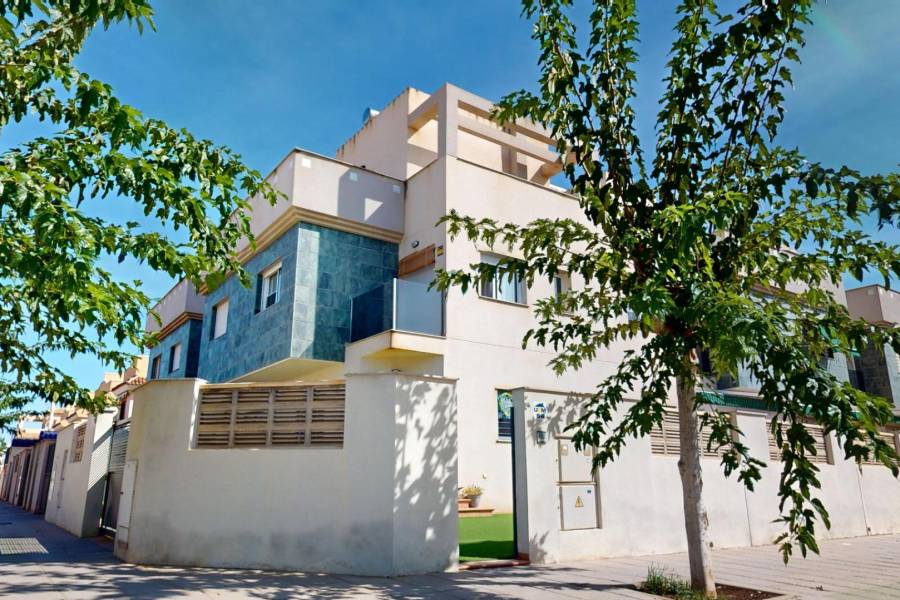 Sale - Single family house - Torre de la Horadada - Pilar de la Horadada