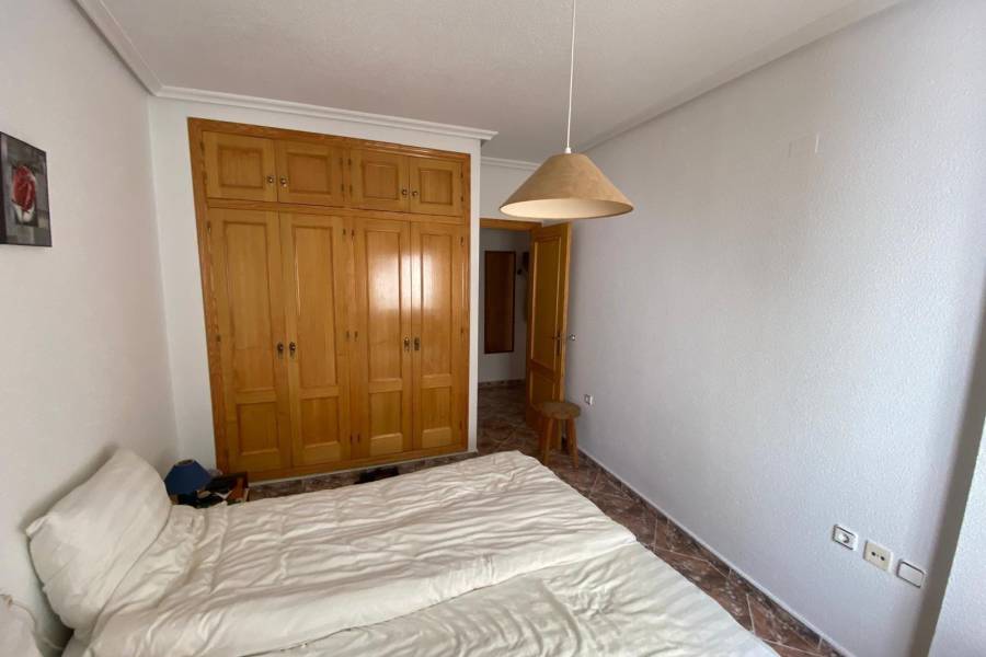 Sale - Flat - Centro - Torrevieja