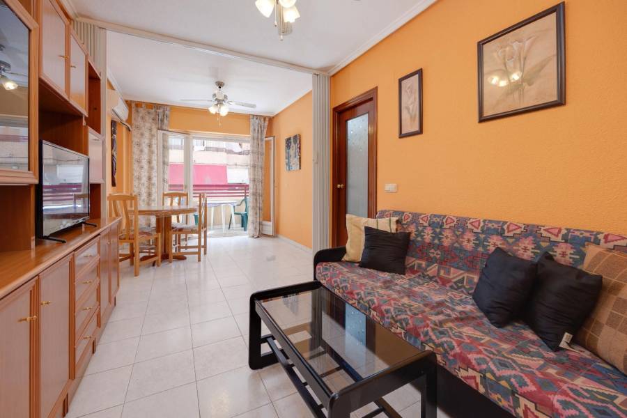 Sale - Apartment - Playa de los locos - Torrevieja