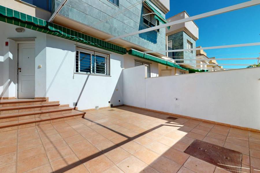 Sale - Terraced house - Las Higuericas - Pilar de la Horadada