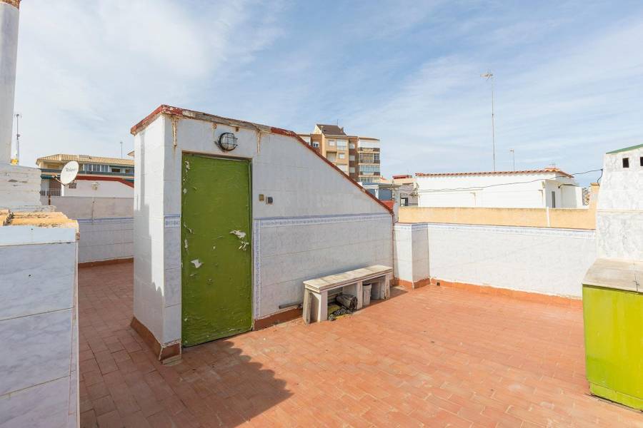 Venta - Apartamento - La Mata - Torrevieja