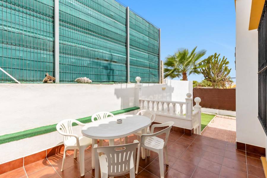 Sale - Terraced house - Los altos - Torrevieja