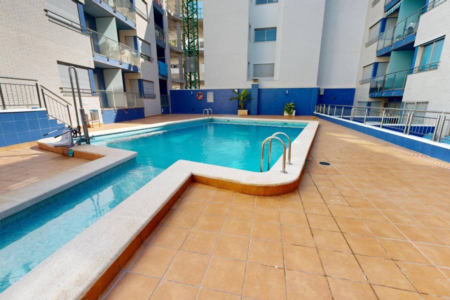 Sale - Apartment - Playa de los locos - Torrevieja