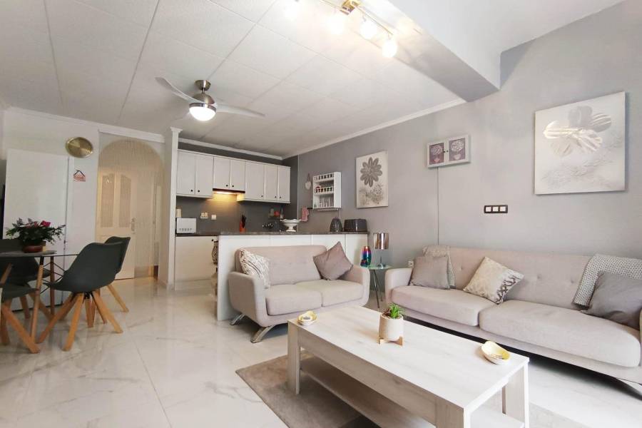 Sale - Bungalow - La Siesta - El Salado - Torreta - Torrevieja