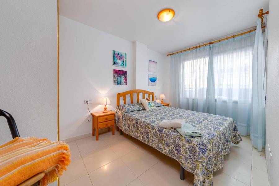 Venta - Apartamento - Playa de los locos - Torrevieja