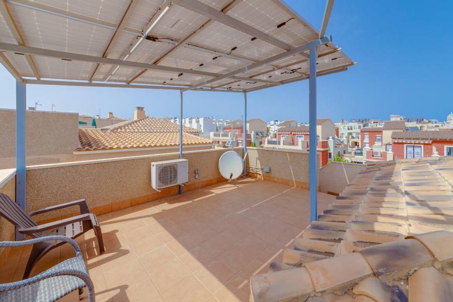 Venta - Chalet - Aguas nuevas 1 - Torrevieja