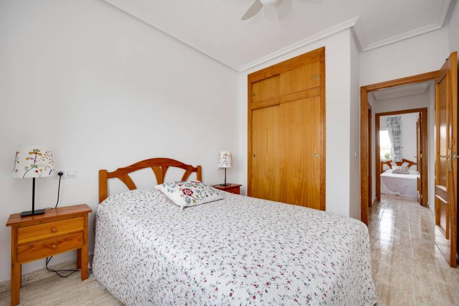 Vente - Bungalow Étage Haut - Aguas nuevas 2 - Torrevieja