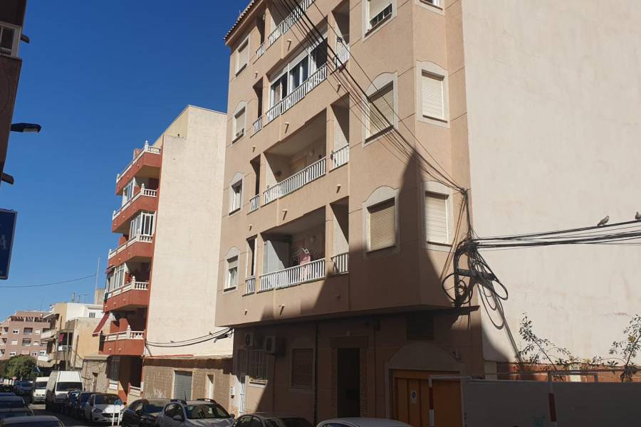 Sale - Apartment - Centro - Torrevieja
