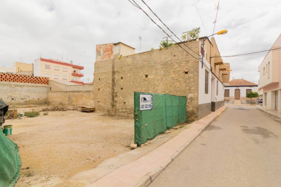 Sale - Urban Plot of land - Molins - Orihuela