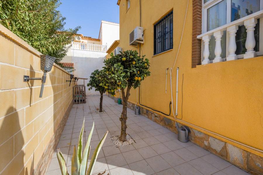 Sale - Terraced house - Torreta florida - Torrevieja