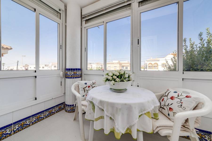 Venta - Bungalow Planta Alta - Aguas nuevas 1 - Torrevieja
