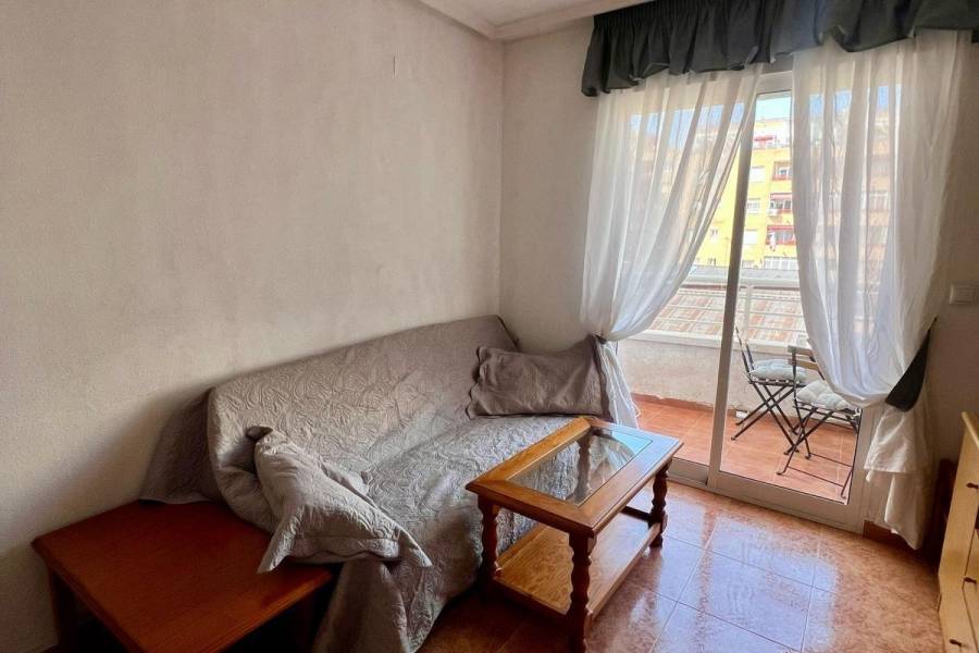 Venta - Apartamento - Playa de los locos - Torrevieja