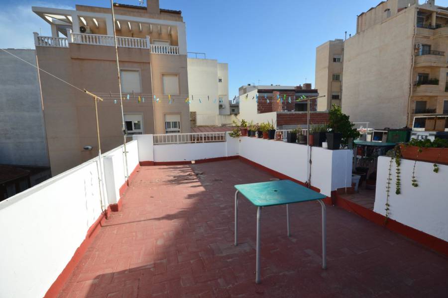Venta - Casa de Pueblo - Centro - Torrevieja