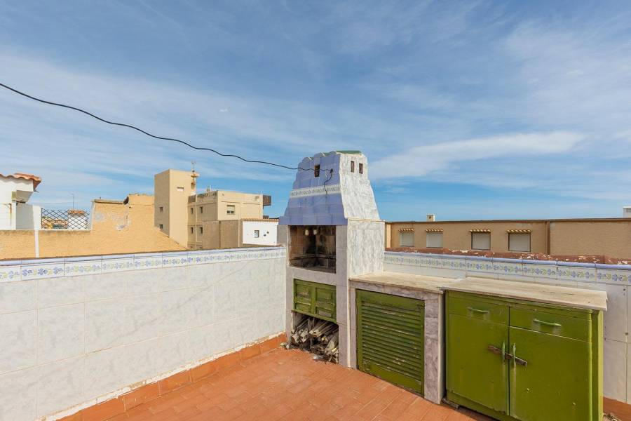 Venta - Apartamento - La Mata - Torrevieja