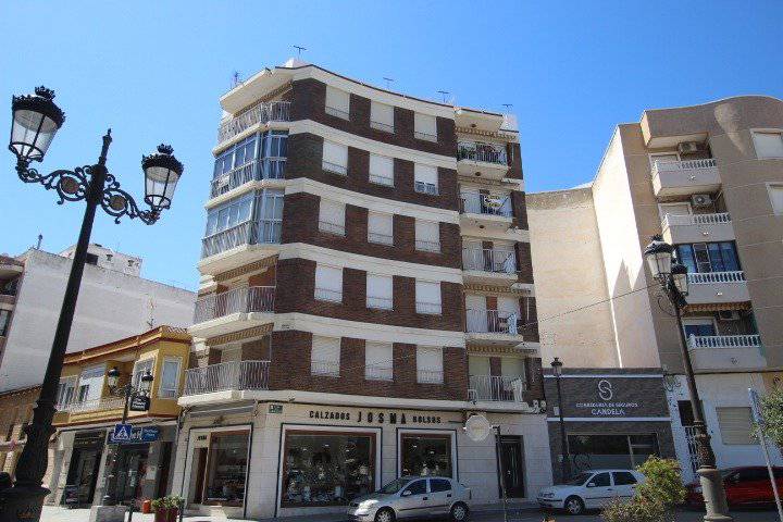 Apartamento - Vente - CALLE PRINCIPAL - Guardamar del Segura