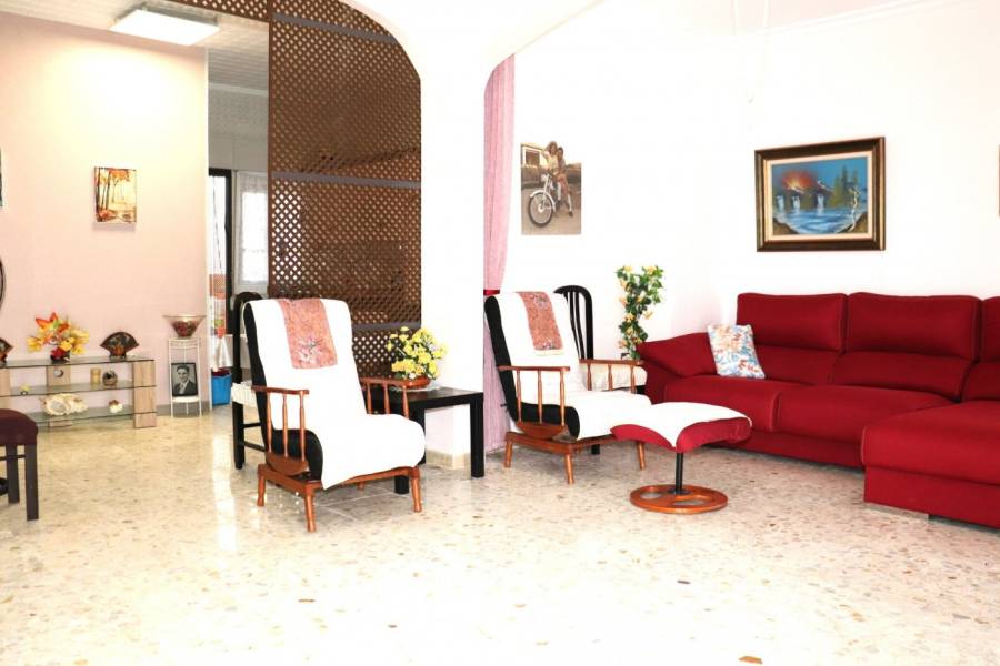 Sale - Ground floor apartment - Playa del cura - Torrevieja