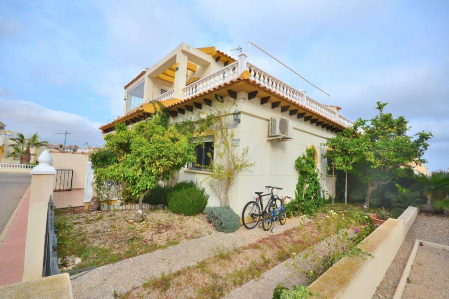 Venta - Adosado - Los Altos - Orihuela Costa