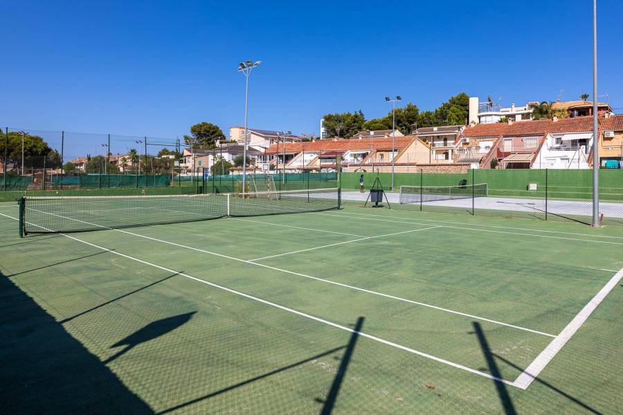 Venta - Adosado - Los balcones - Torrevieja