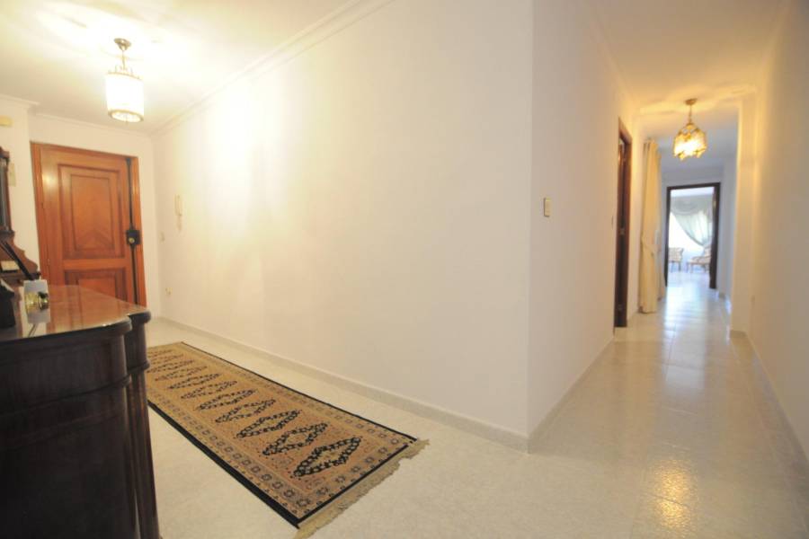 Sale - Flat - Centro - Torrevieja