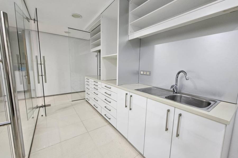 Sale - Flat - Centro - Torrevieja