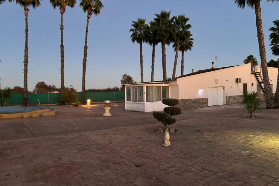 Sale - Country House - Elche