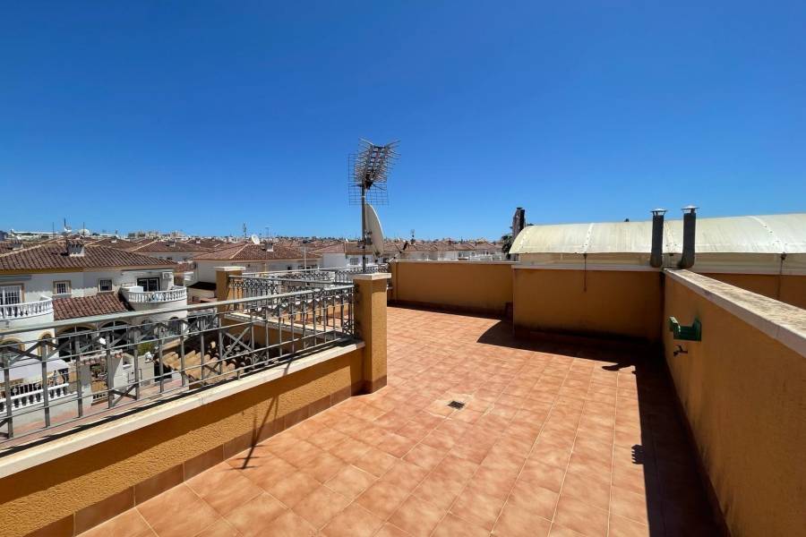 Sale - Terraced house - Sector 25 - Torrevieja